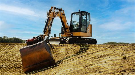 graders with a mini-excavator|Road Grading with a Mini Excavator .